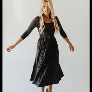 Carly Jean Los Angeles Hollyn Dress
